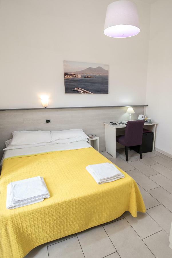 B&B Solimena Nápoles Exterior foto